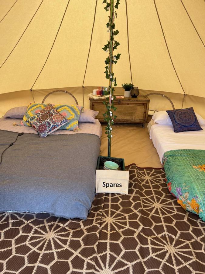 Luxury tent Hawthorne Field - Shoreline Escapes