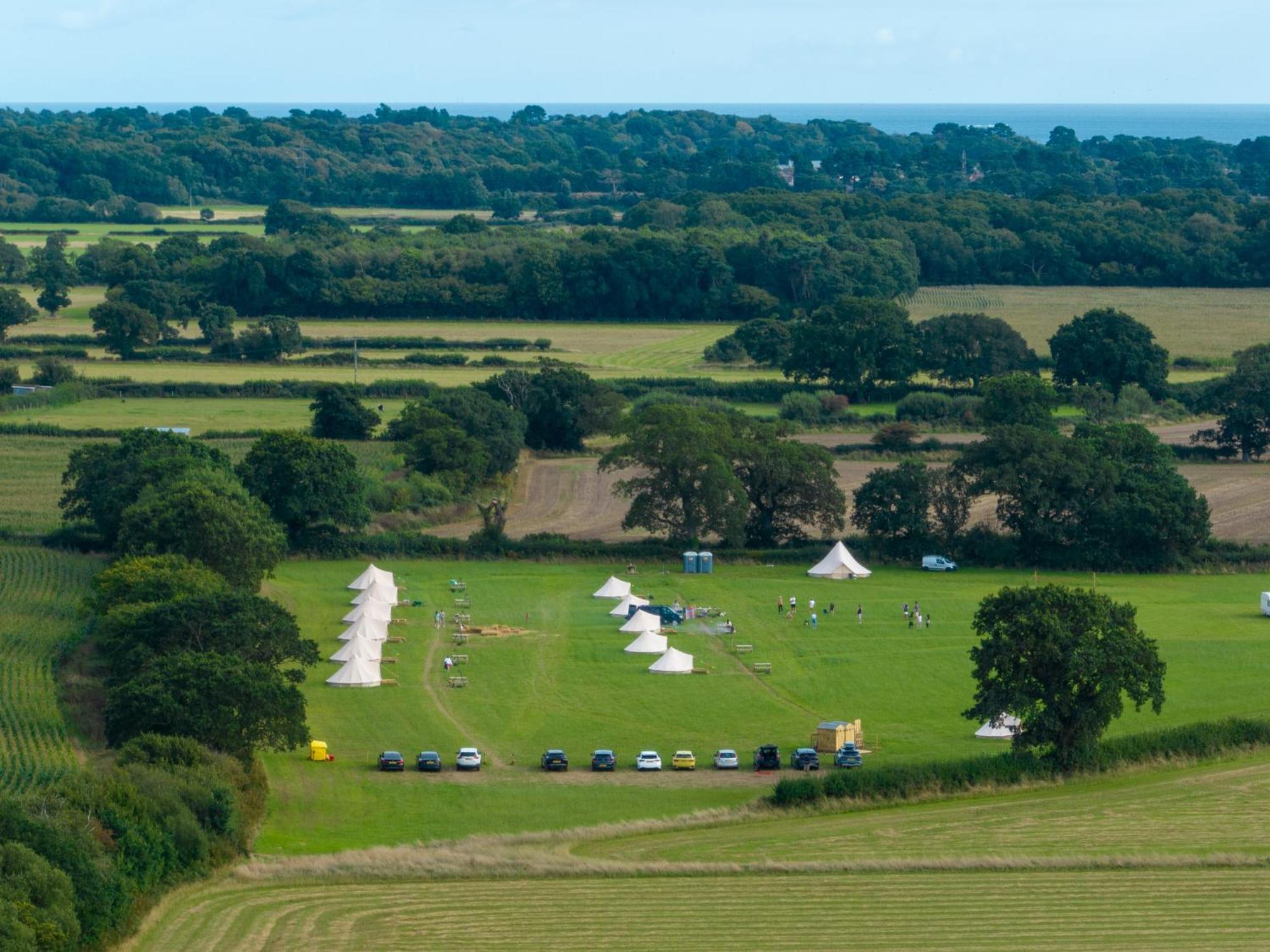 Hawthorne Field - Shoreline Escapes Luxury tent Bransgore